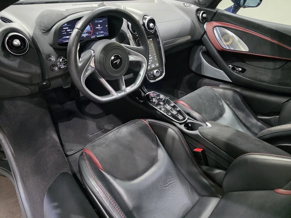 2023 McLaren GT - Image 7 of 23
