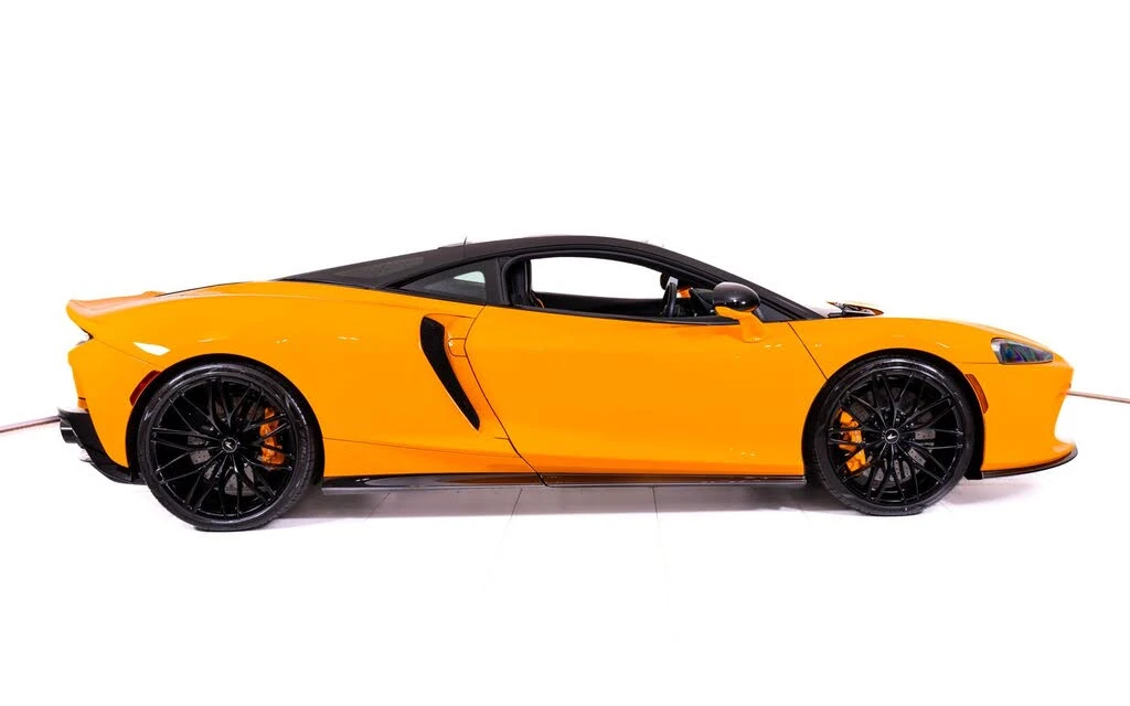 2023 McLaren GT - Image 6 of 24
