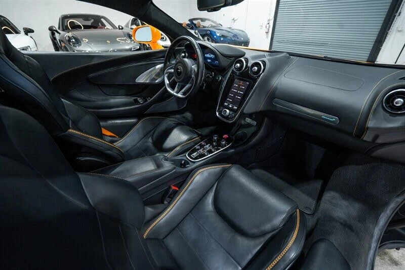 2023 McLaren GT - Image 28 of 31