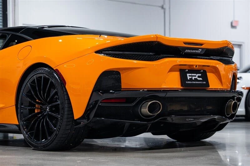 2023 McLaren GT - Image 14 of 31