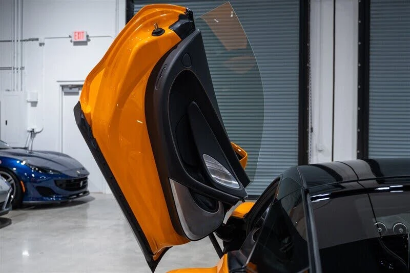 2023 McLaren GT - Image 22 of 31