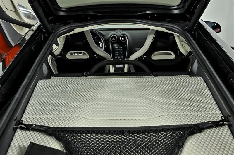 2023 McLaren GT - Image 16 of 31
