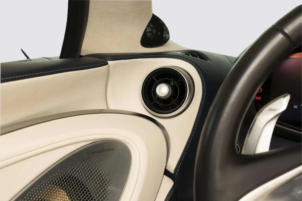 2023 McLaren GT - Image 20 of 31
