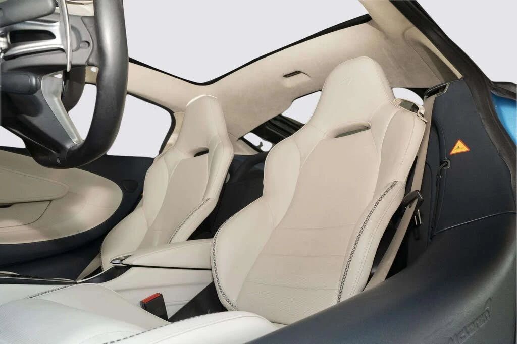 2023 McLaren GT - Image 16 of 31