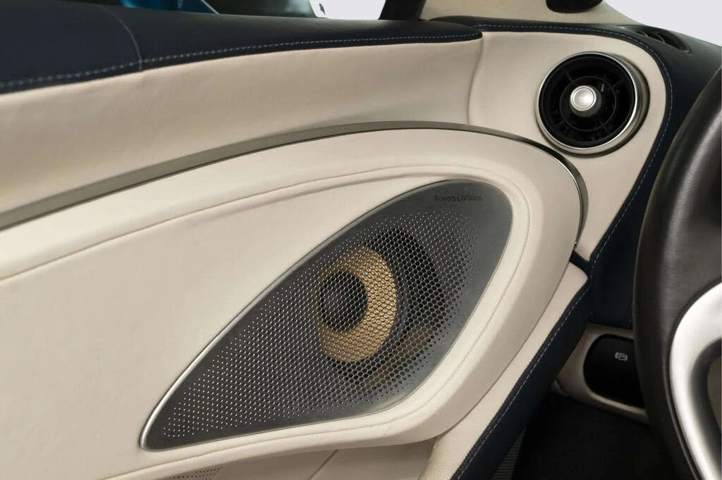 2023 McLaren GT - Image 19 of 31