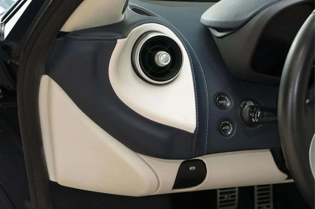 2023 McLaren GT - Image 22 of 31