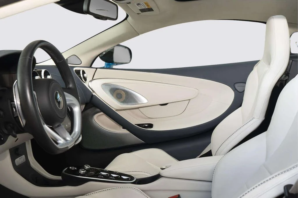 2023 McLaren GT - Image 14 of 31