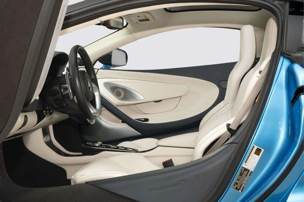 2023 McLaren GT - Image 13 of 31