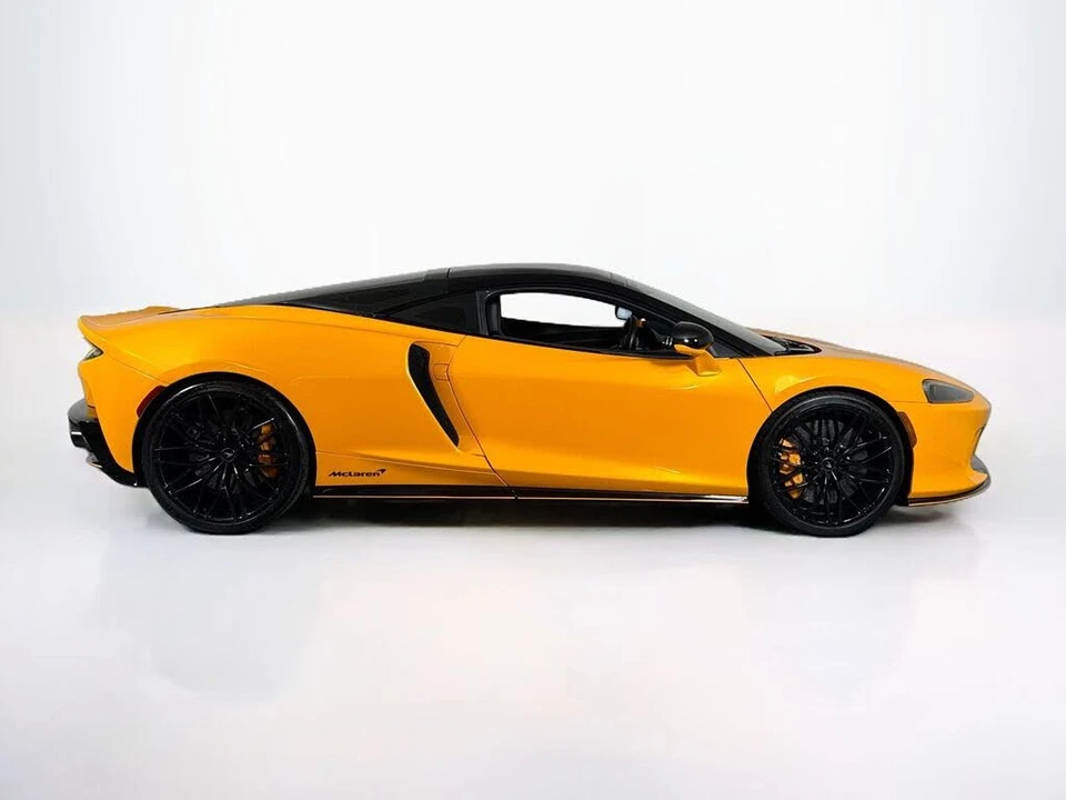 2023 McLaren GT - Image 6 of 29