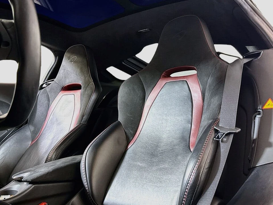 2023 McLaren GT - Image 16 of 29