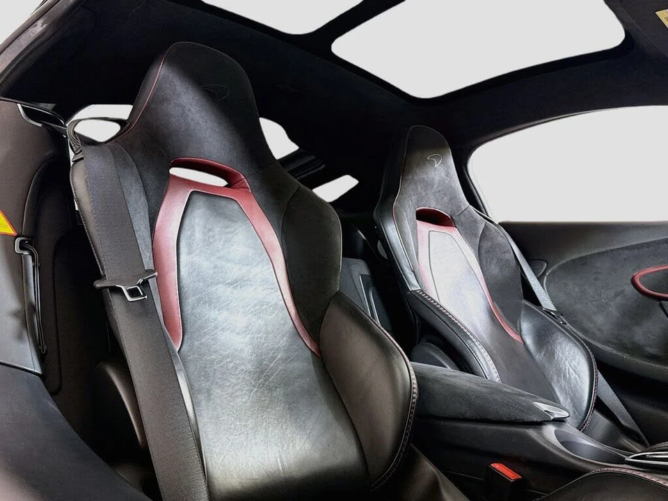 2023 McLaren GT - Image 17 of 29