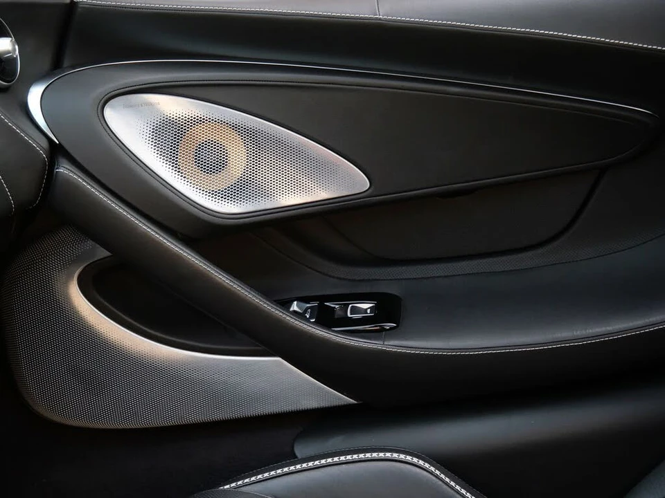 2023 McLaren GT - Image 19 of 26