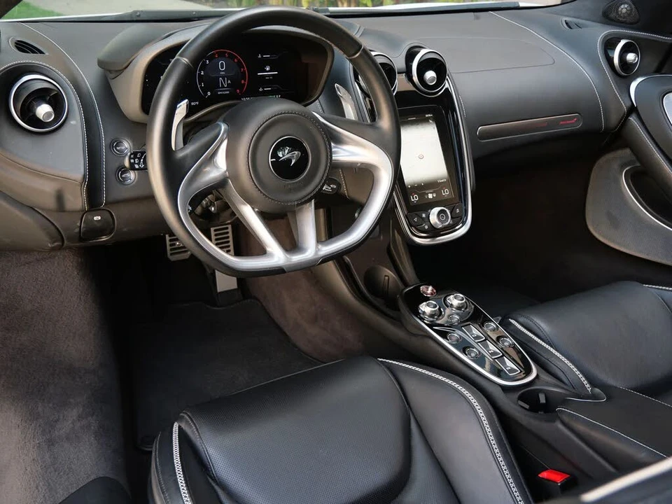 2023 McLaren GT - Image 8 of 26