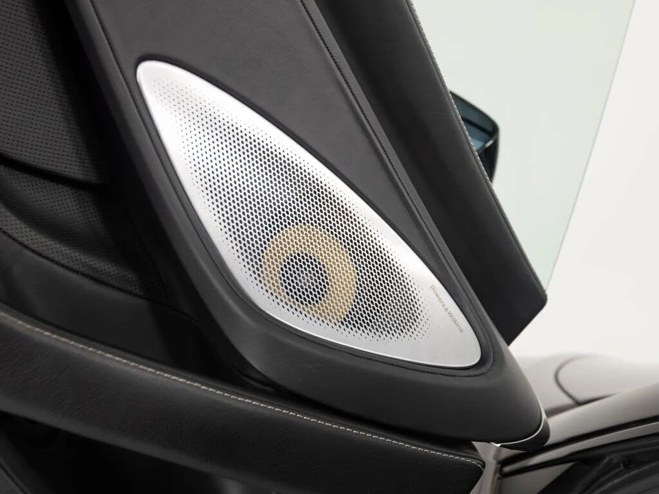 2023 McLaren GT - Image 12 of 31