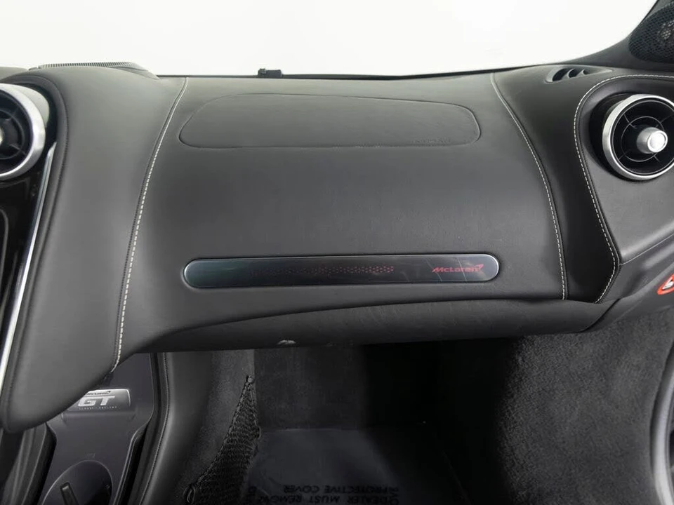 2023 McLaren GT - Image 30 of 31
