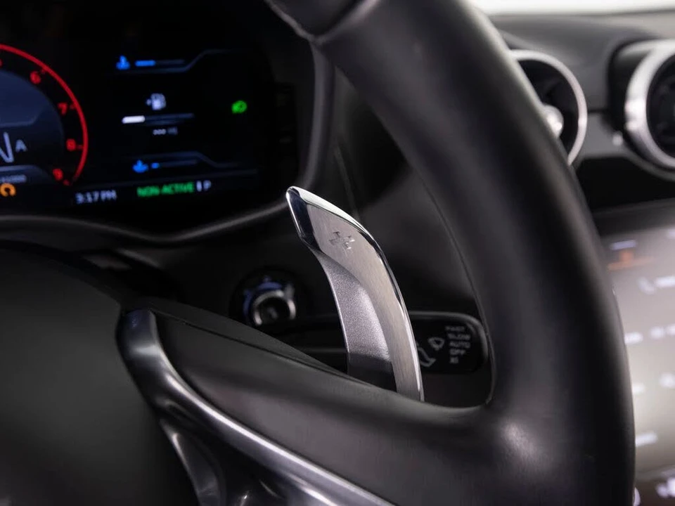 2023 McLaren GT - Image 16 of 31