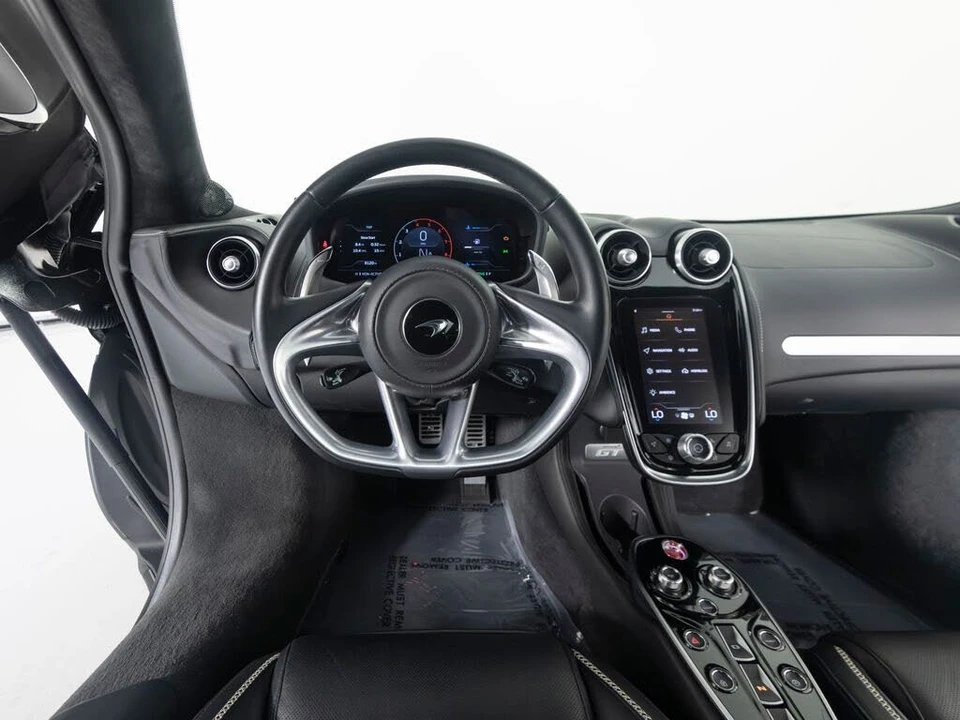 2023 McLaren GT - Image 26 of 31