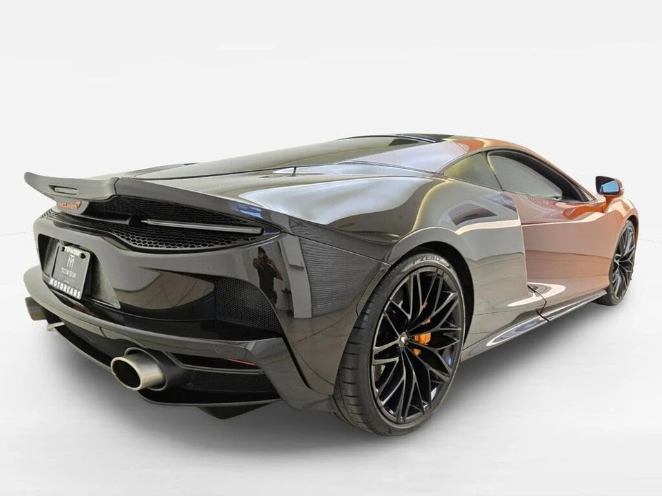 2023 McLaren GT - Image 9 of 31