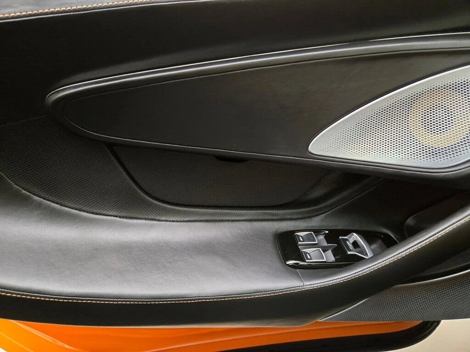 2023 McLaren GT - Image 28 of 31