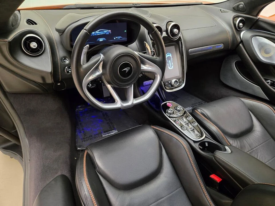2023 McLaren GT - Image 18 of 31