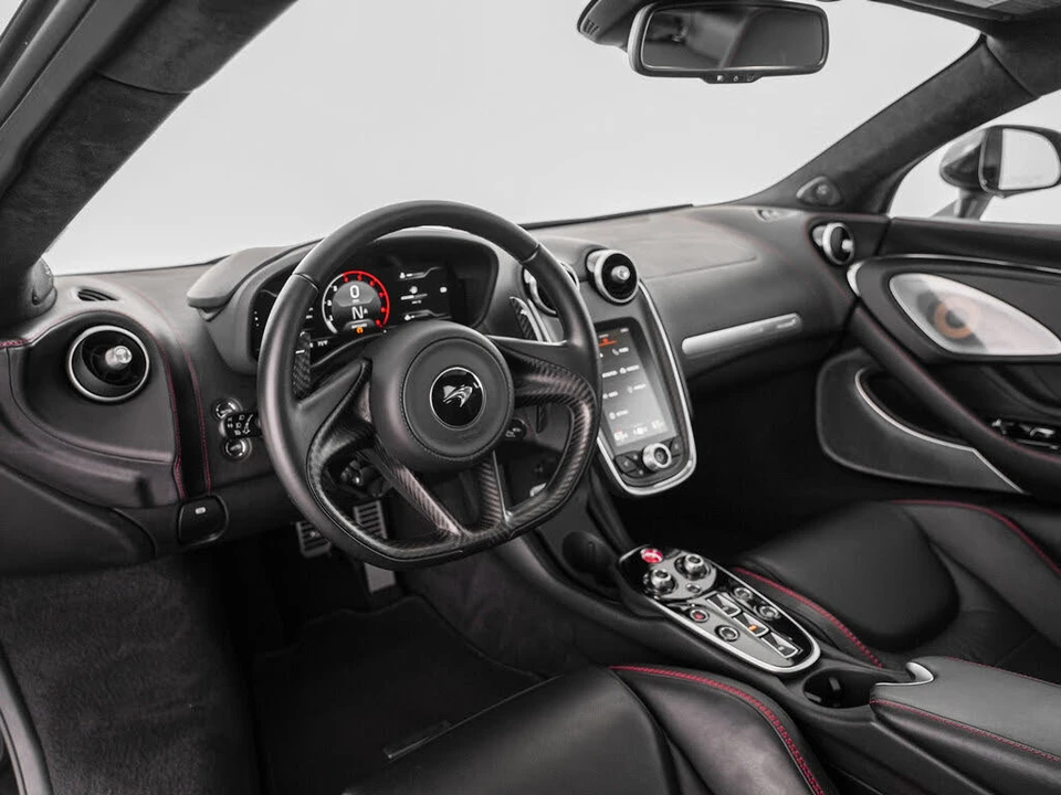 2023 McLaren GT - Image 6 of 31