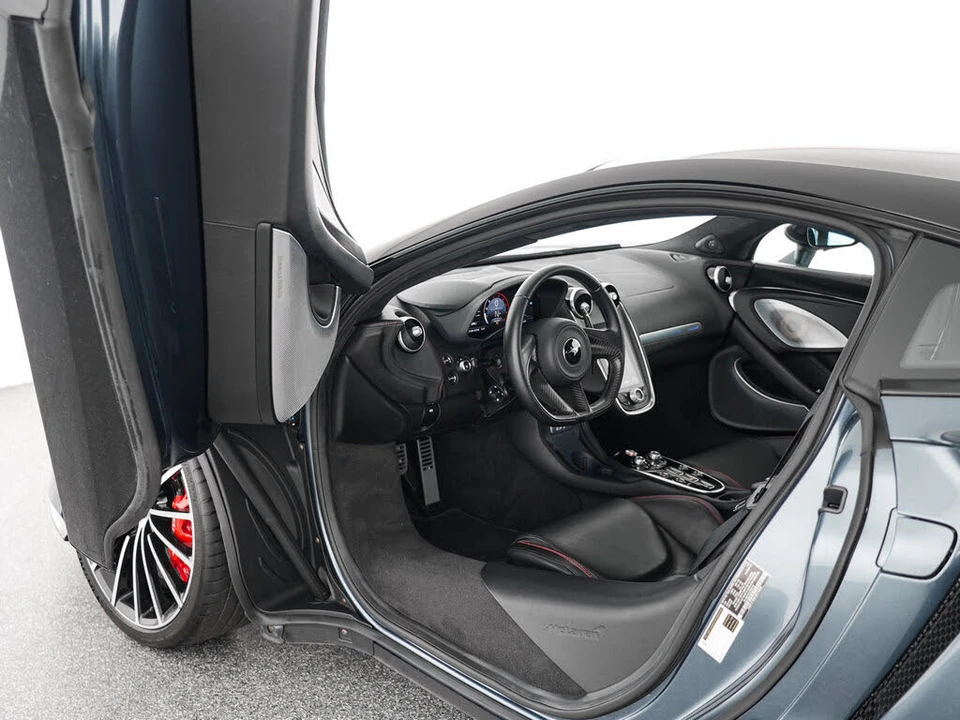 2023 McLaren GT - Image 22 of 31