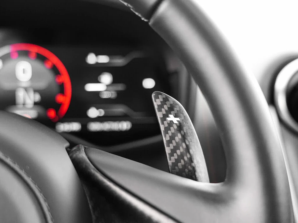 2023 McLaren GT - Image 10 of 31