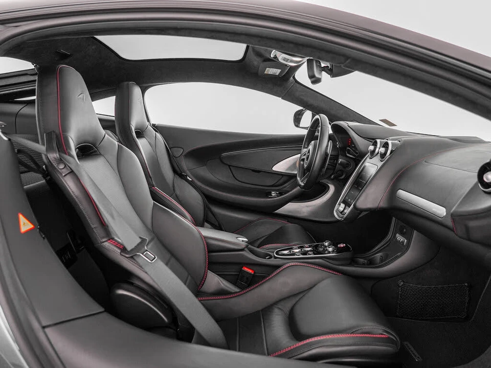2023 McLaren GT - Image 30 of 31