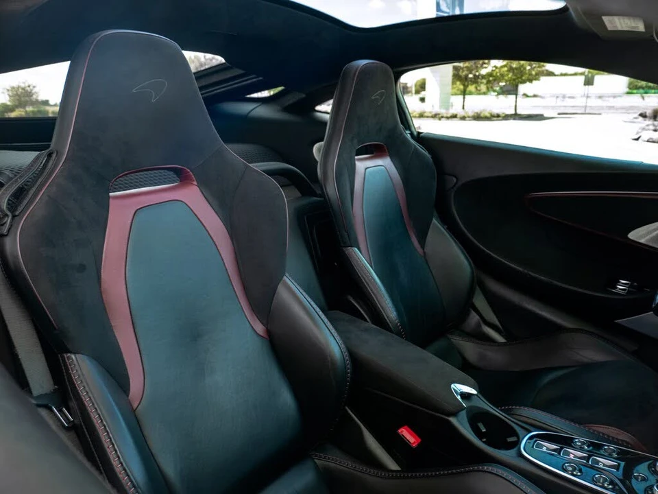2023 McLaren GT - Image 25 of 31