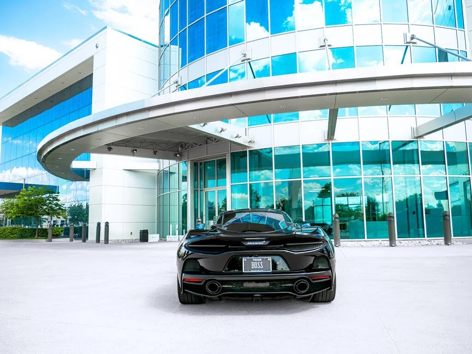 2023 McLaren GT - Image 4 of 31
