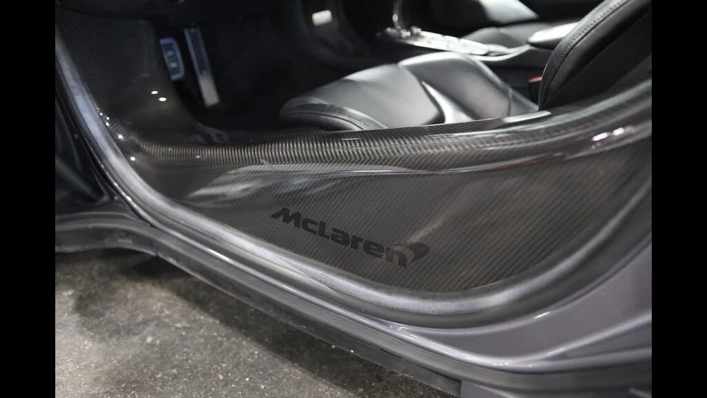 2023 McLaren GT - Image 17 of 31