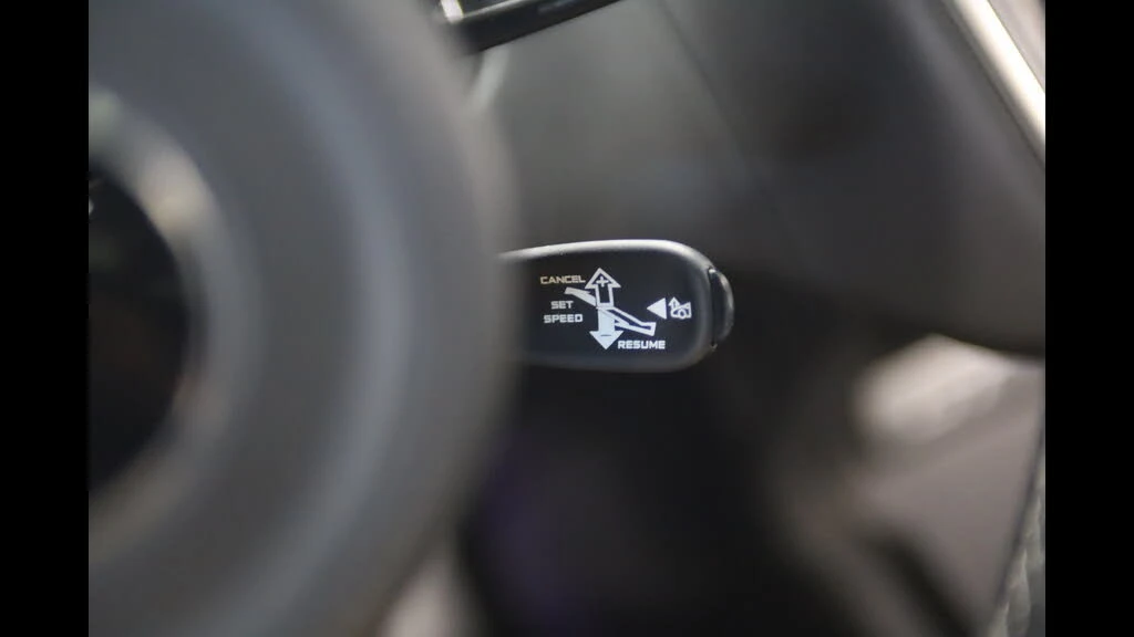 2023 McLaren GT - Image 25 of 31
