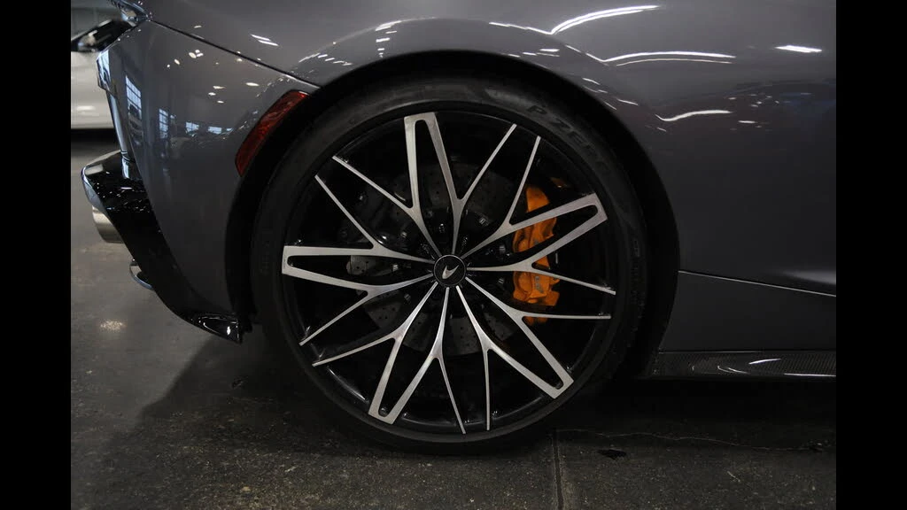 2023 McLaren GT - Image 12 of 31