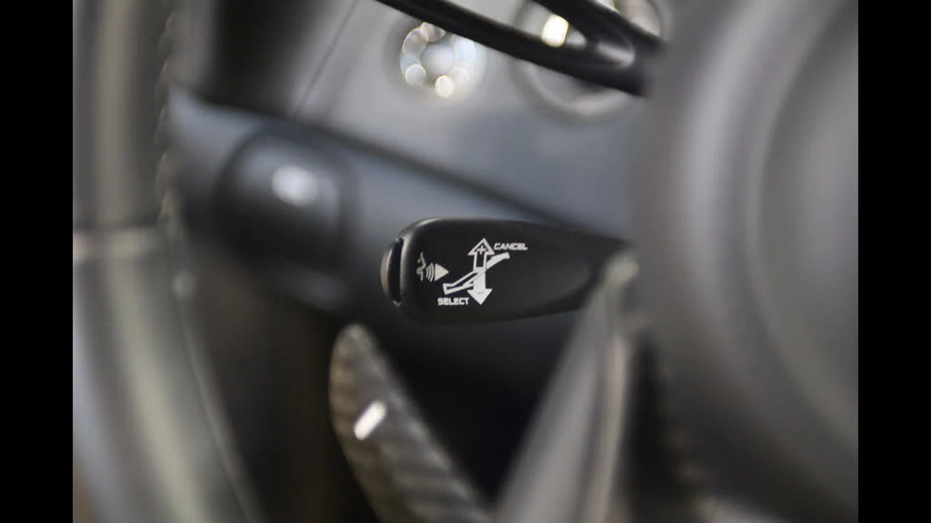 2023 McLaren GT - Image 23 of 31