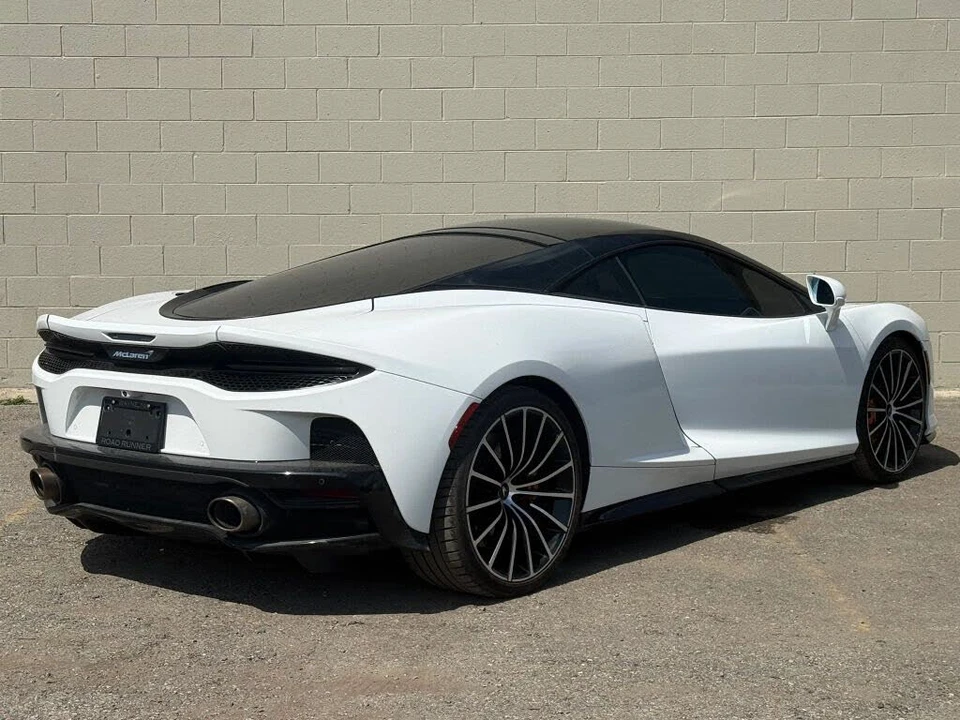 2023 McLaren GT - Image 10 of 27