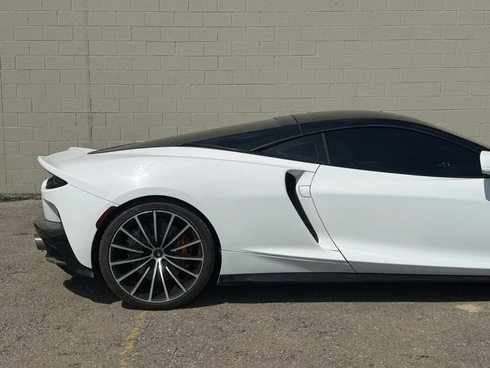 2023 McLaren GT - Image 13 of 27