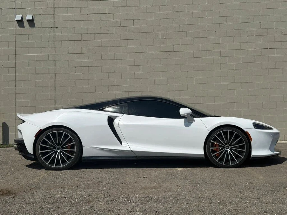 2023 McLaren GT - Image 12 of 27
