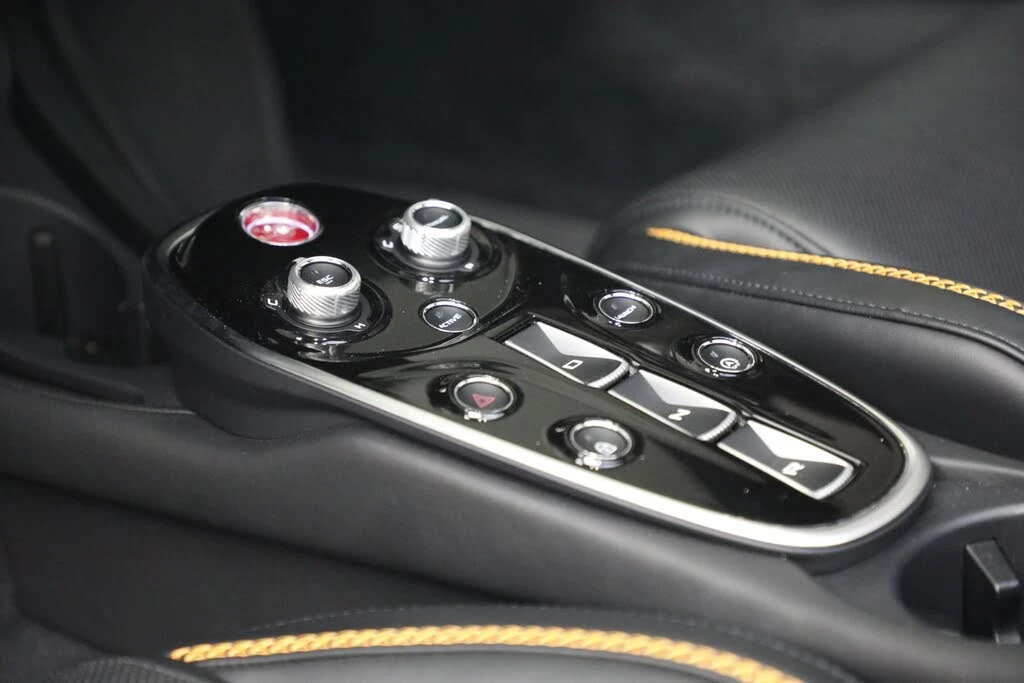 2023 McLaren GT - Image 31 of 31