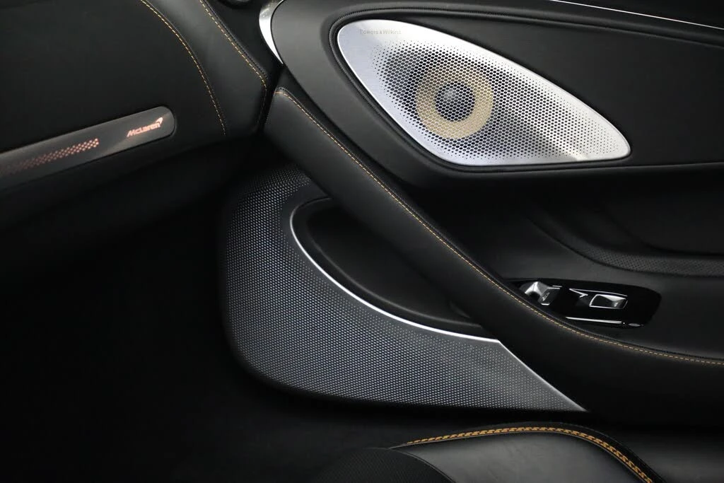 2023 McLaren GT - Image 30 of 31