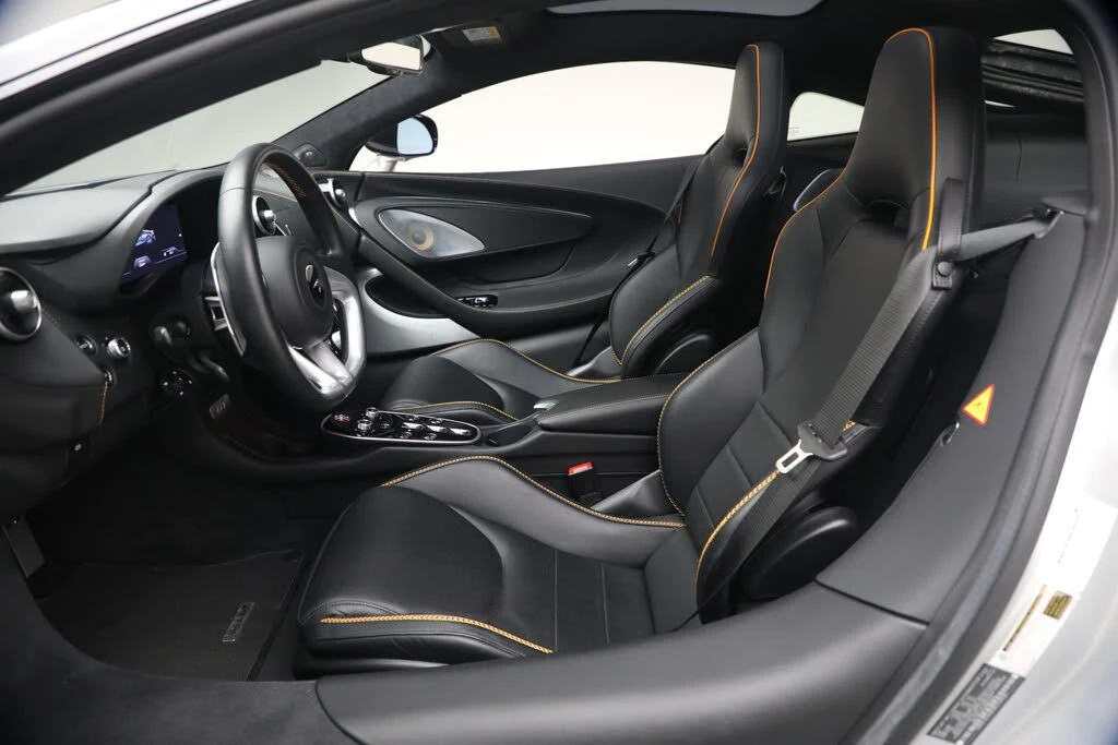 2023 McLaren GT - Image 25 of 31