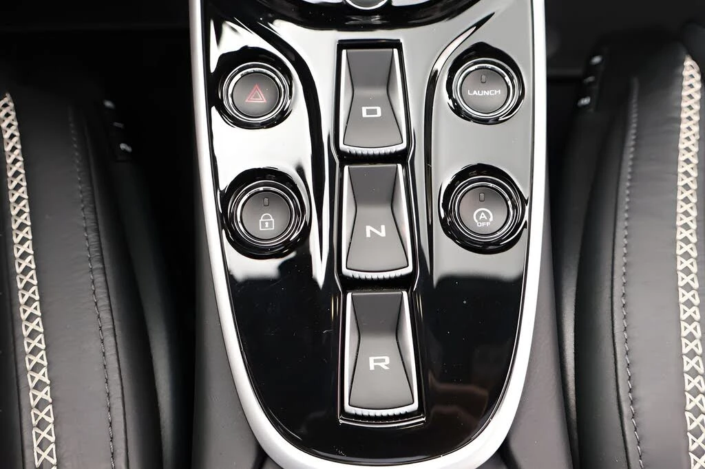 2023 McLaren GT - Image 21 of 26