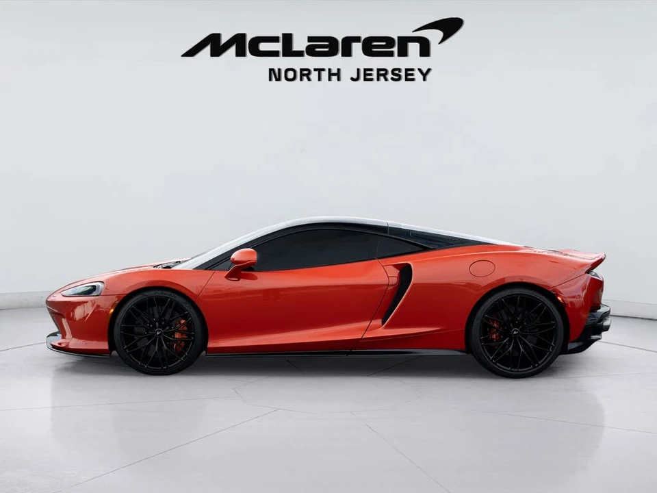 2023 McLaren GT - Image 3 of 31