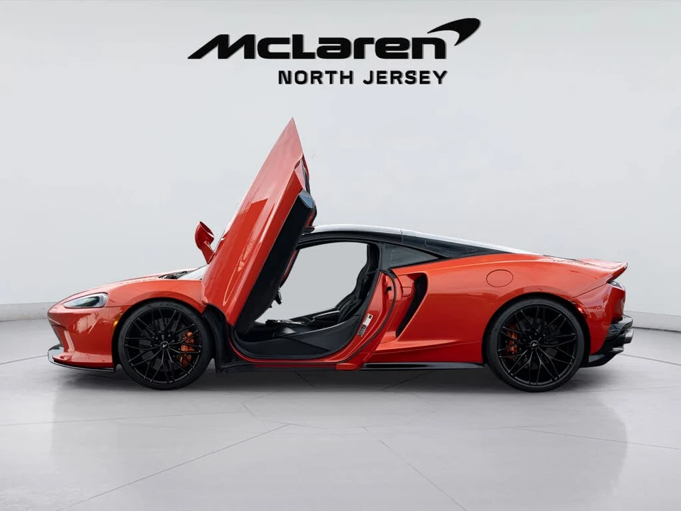 2023 McLaren GT - Image 4 of 31