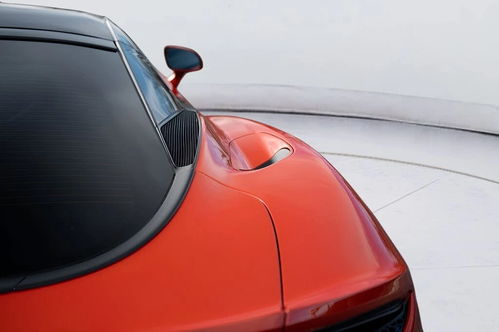 2023 McLaren GT - Image 29 of 31