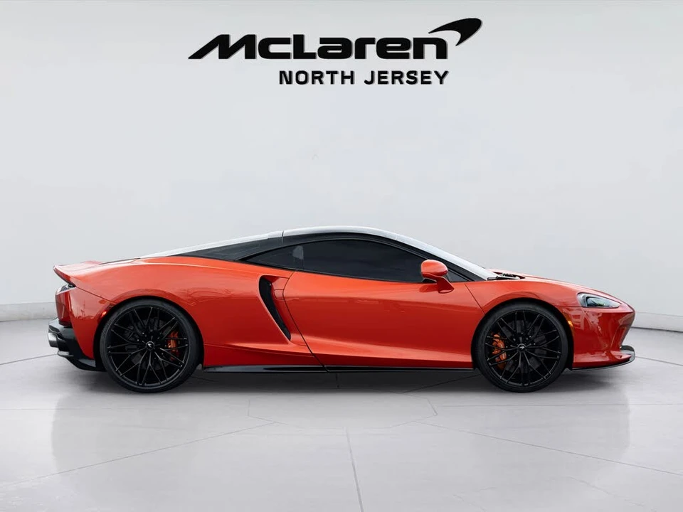 2023 McLaren GT - Image 12 of 31