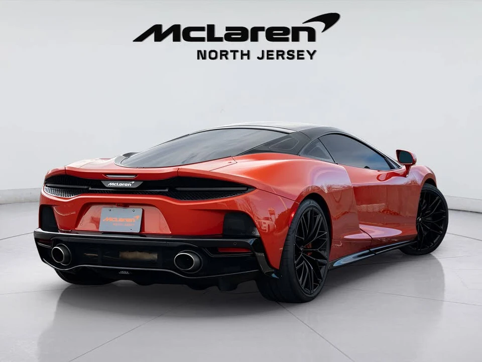 2023 McLaren GT - Image 10 of 31