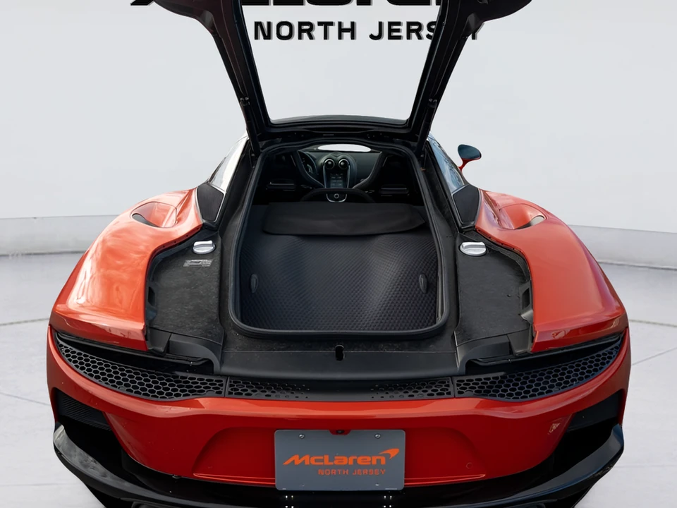 2023 McLaren GT - Image 30 of 31