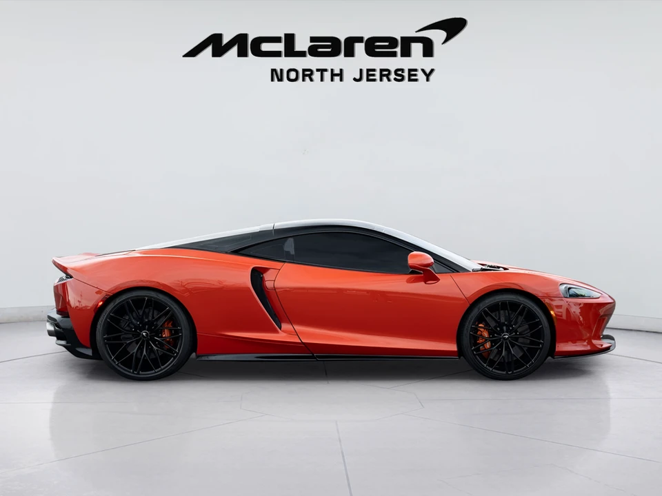 2023 McLaren GT - Image 12 of 31