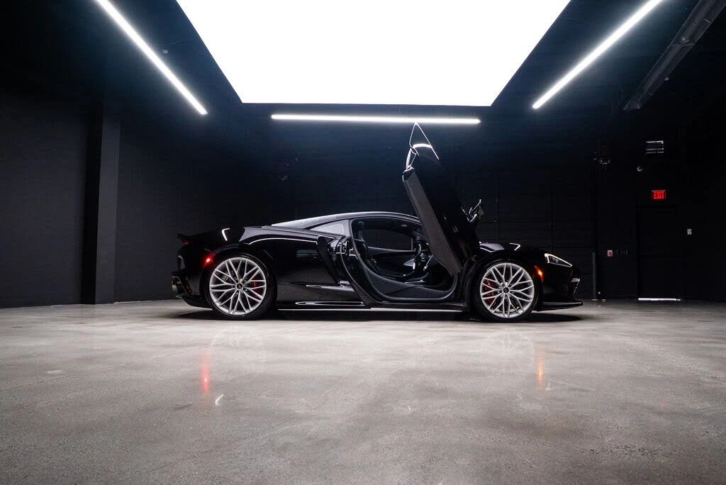 2023 McLaren GT - Image 13 of 31