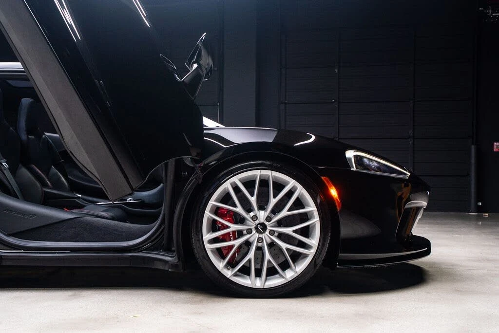 2023 McLaren GT - Image 14 of 31